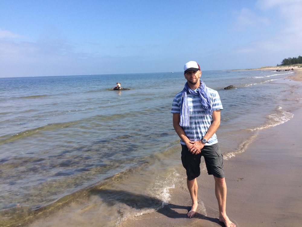 Striking a pose. Before we finally braved the water ourselves and jumped into the the Gulf of Finland.