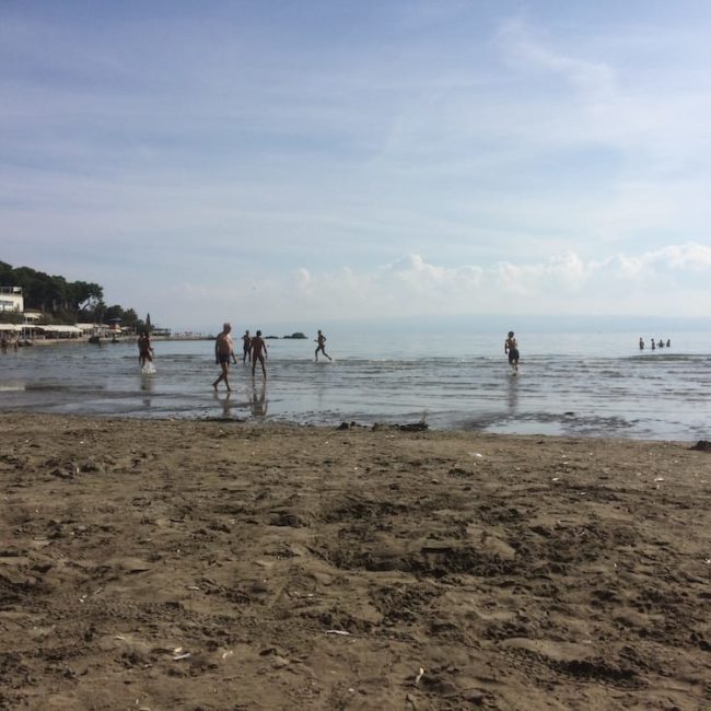 Folks playing picigin at Bacvice Beach