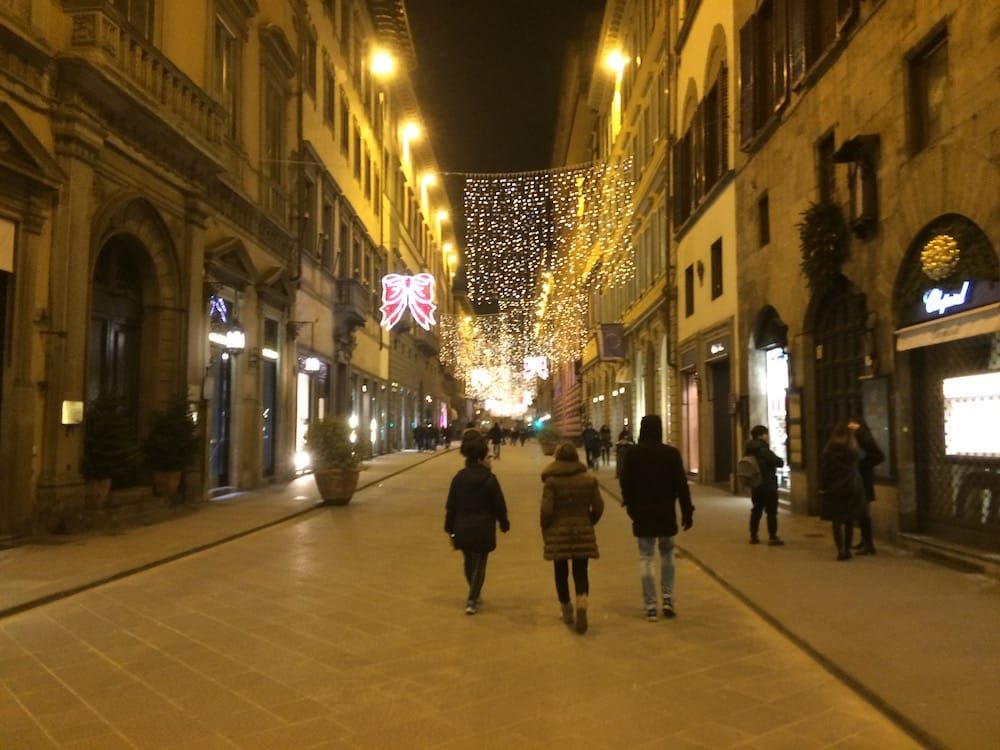 Florence was modestly decorated for Chriatmas and New Years, just enough to be supremely magical