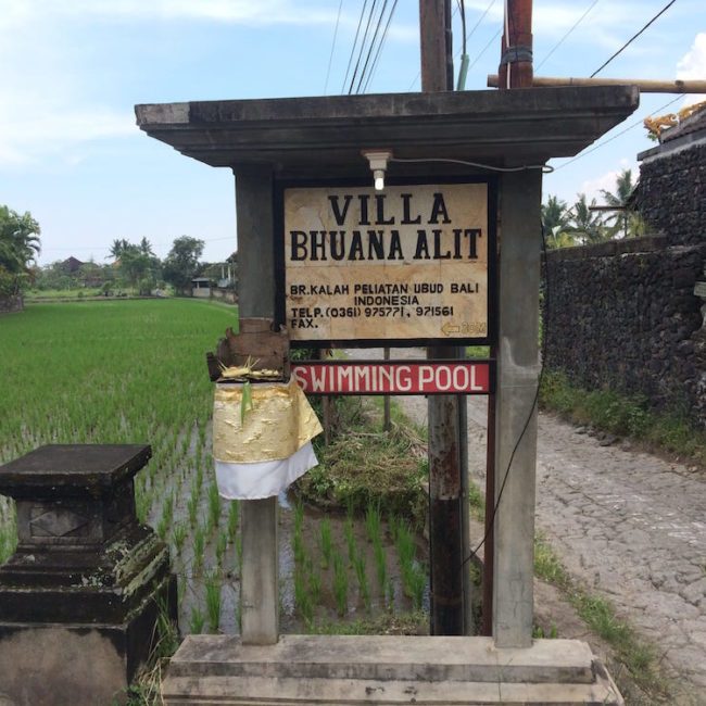 The sign on the road for Villa Bhuana Alit